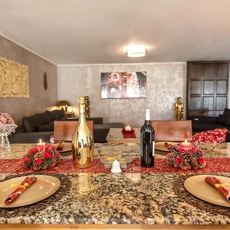 Transilvania Mansion Гостьовий будинок Брашов