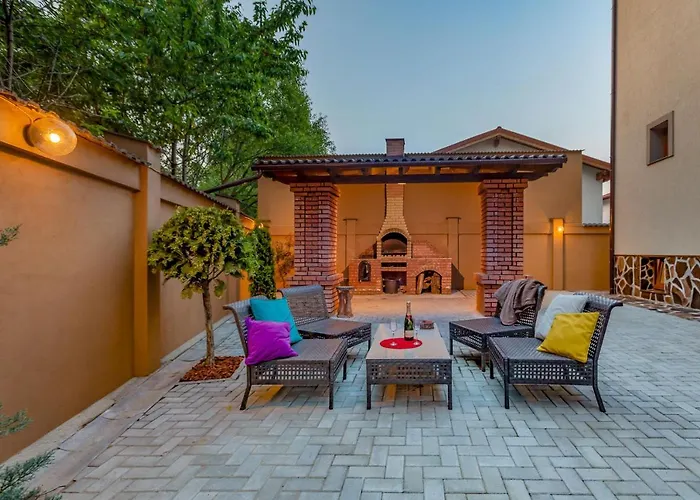 ゲストハウス Transilvania Mansion